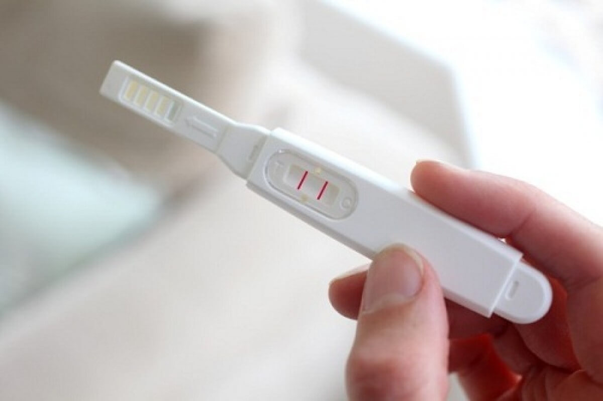 Que thử thai 2 vạch mờ có thai không Cách kiểm tra chính xác  Huggies